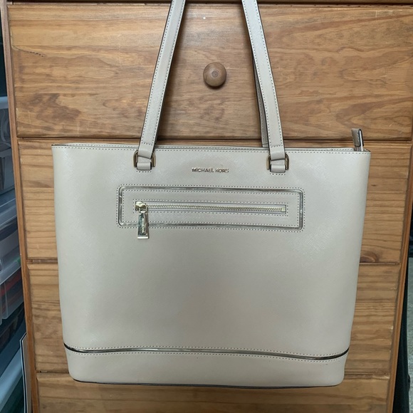 michael kors laptop tote